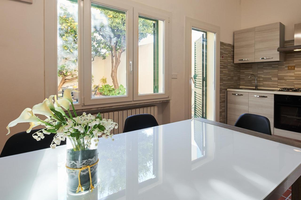 ✦ Garden House In Centro - Free Parking ✦ Daire Livorno Dış mekan fotoğraf