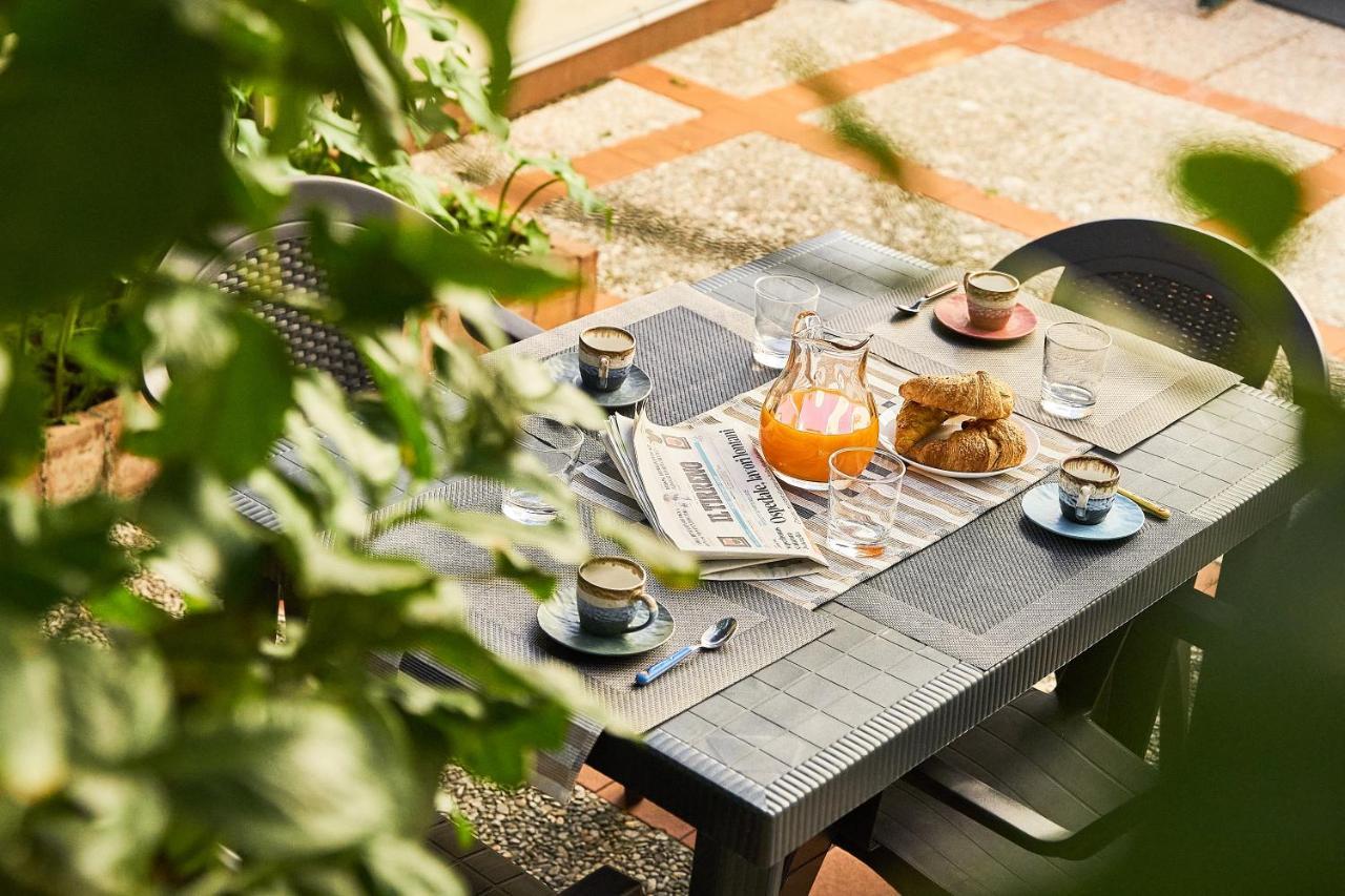 ✦ Garden House In Centro - Free Parking ✦ Daire Livorno Dış mekan fotoğraf