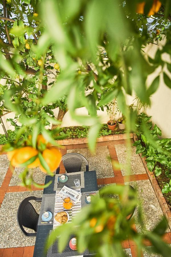 ✦ Garden House In Centro - Free Parking ✦ Daire Livorno Dış mekan fotoğraf
