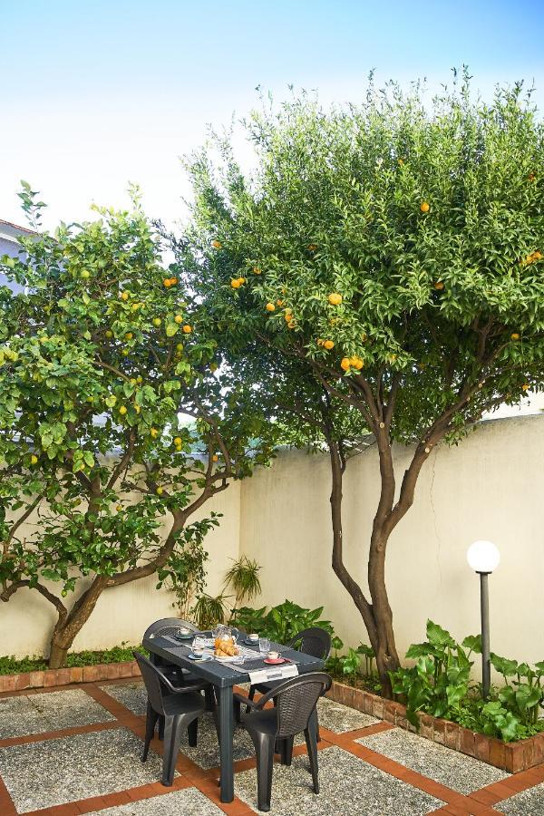 ✦ Garden House In Centro - Free Parking ✦ Daire Livorno Dış mekan fotoğraf